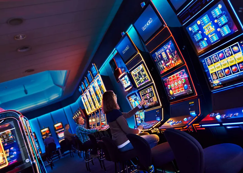 Automatenbereich im Casino Bremerhaven