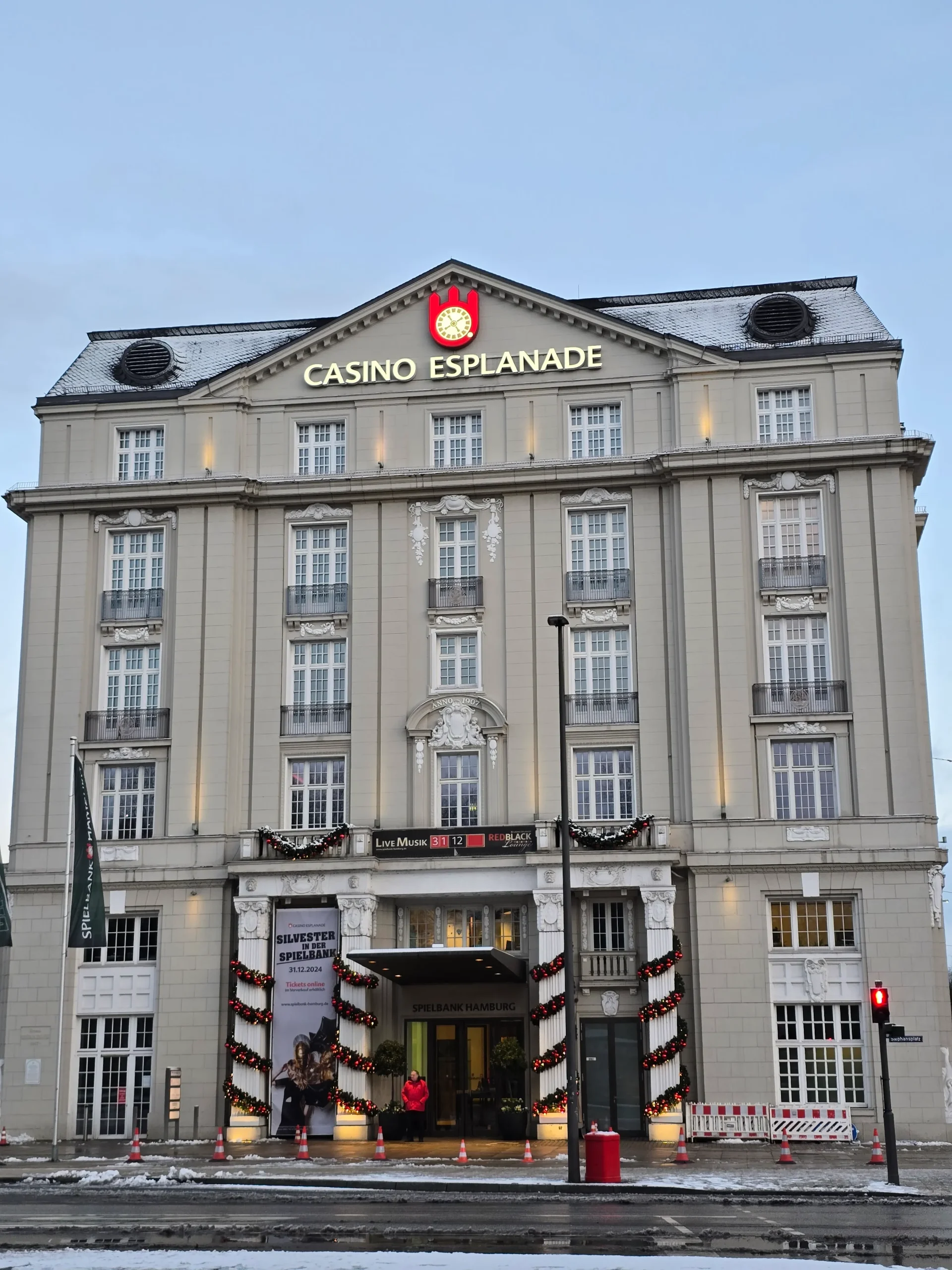 Aussenansicht des Casino Esplanade in Hamburg