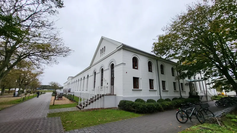 Gebaeude der MERKUR SPIELBANK Norderney von aussen