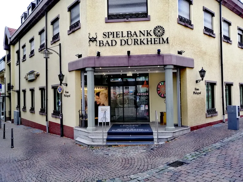Aussenansicht des Kurhauses mit der Spielbank Bad Duerkheim