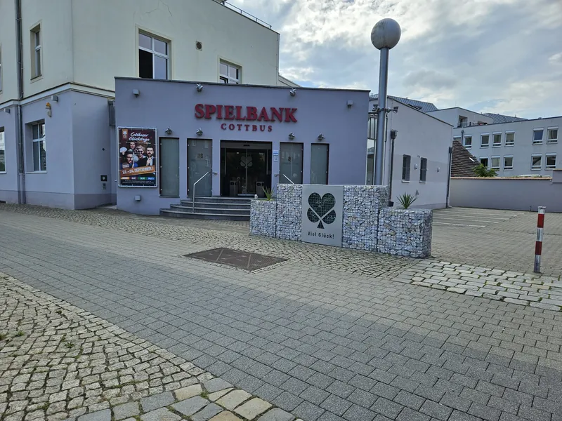 Außenansicht der Spielbank Cottbus