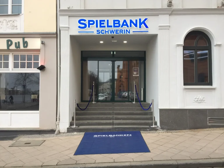 Aussenansicht der Spielbank Schwerin