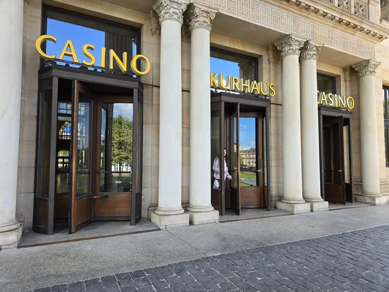 Aussenansicht des Kurhaus Wiesbaden